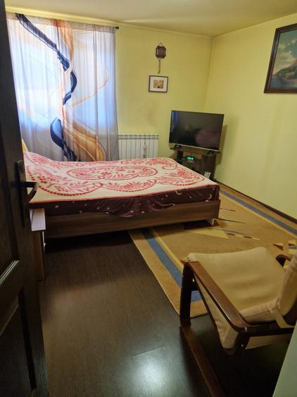 Casă cu 5 camere cu Teren 504 Mp în Cătămărești-Deal