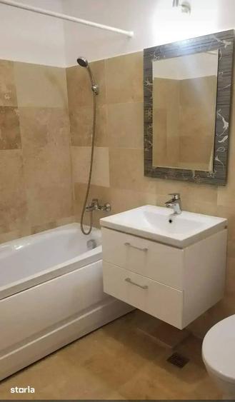 Apartament cu 2 camere, mobilat în Central