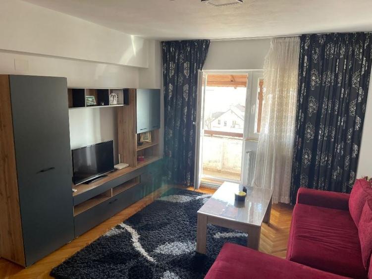 Apartament cu 2 camere semidecomandat în Turnișor