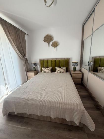 Apartament cu 2 camere semidecomandat în Vulturu