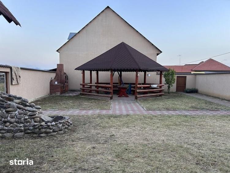 Casă cu 4 camere cu Teren 200 Mp în Cociuba Mare