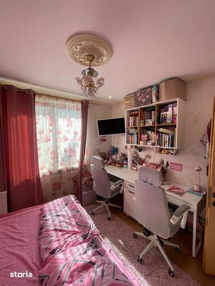 Apartament cu 3 camere decomandat în Săsar