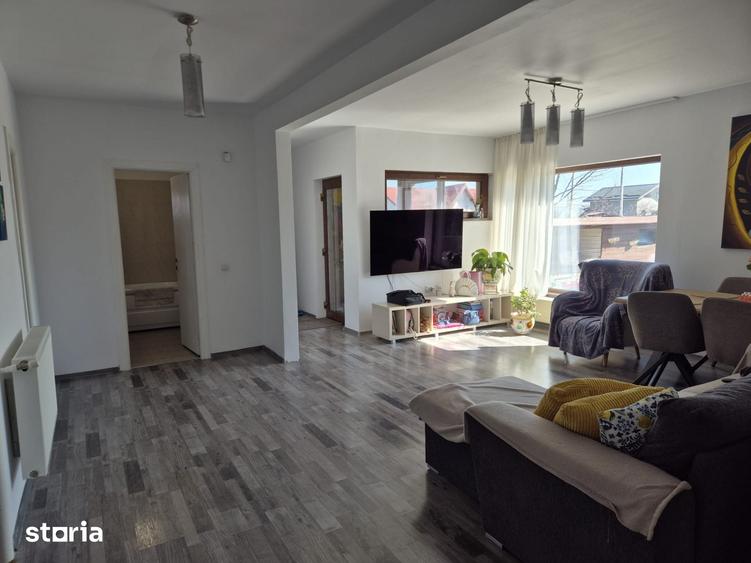 Casa in Darza (Buftea), carport, curte cocheta, utilata si mobilata - 11