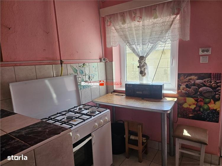 Casă cu 3 camere în Central