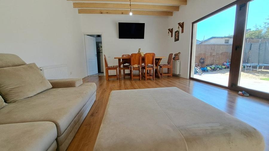 Casă individuală cu 4 camere cu Teren 424 Mp în Coiciu