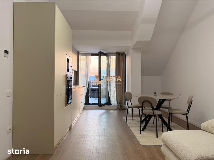 Apartament cu 3 camere decomandat în Tractorul