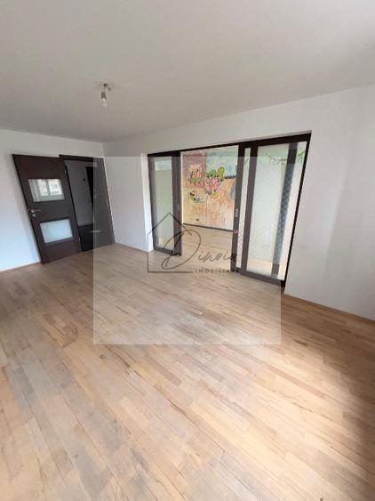 Apartament cu 4 camere decomandat, mobilat în Crângași — fotografia 1