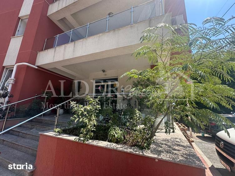 Apartament cu 5 camere în Central