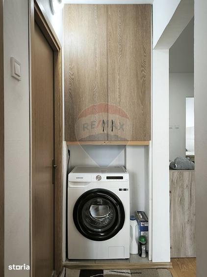 Apartament cu 3 camere decomandat în Vitrometan