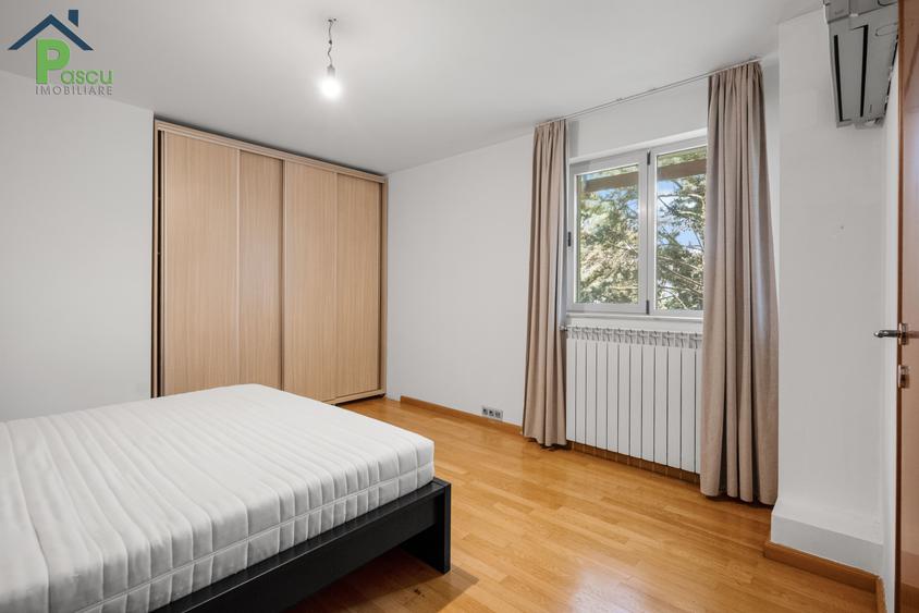 Apartament cu 3 camere decomandat în Snagov
