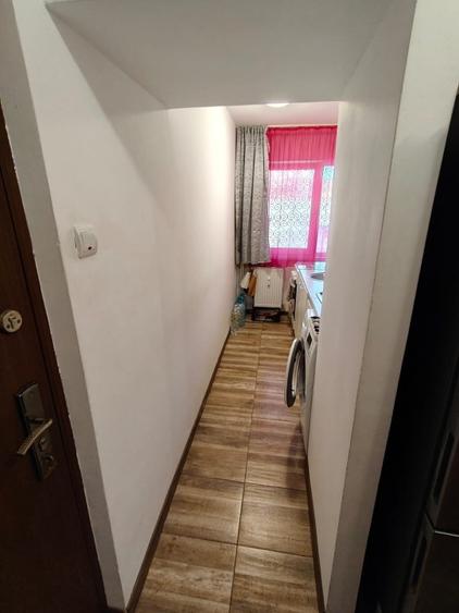 Apartament cu 2 camere semidecomandat în Abator