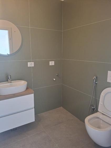 Apartament cu 2 camere decomandat în Torontalului