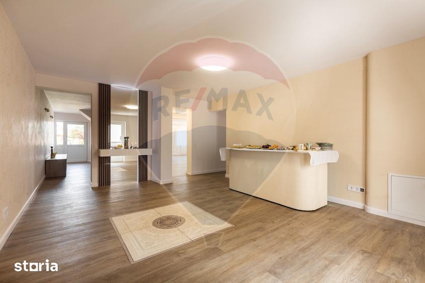 Spațiu comercial, de 120 mp, în Rășinari