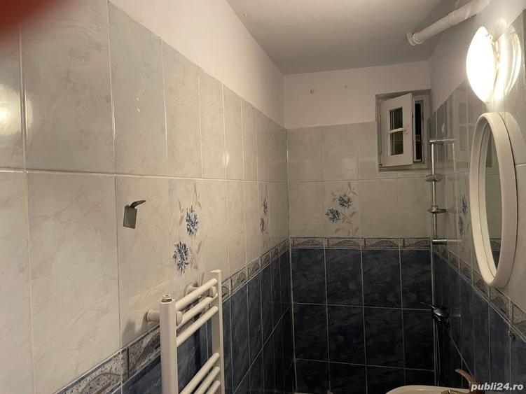 Apartament cu 3 camere semidecomandat în Mureșeni