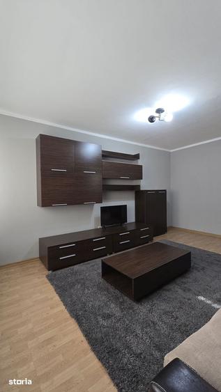 Apartament cu 2 camere decomandat în Vitrometan