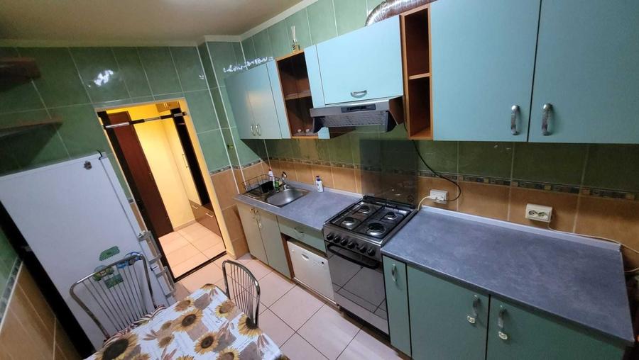 Apartament cu 2 camere decomandat în Lacul Tei
