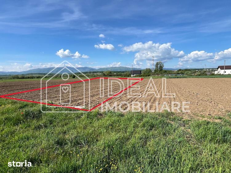 Teren de 1100 mp, în Șelimbăr
