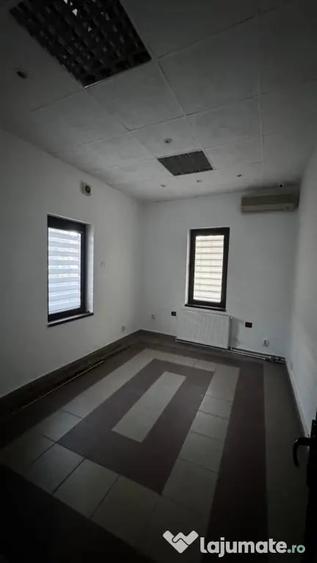 Spațiu comercial, de 2 mp, în Mărășești