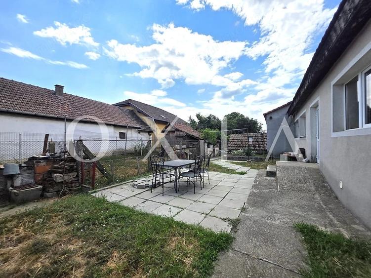 Casă cu 3 camere cu Teren 1000 Mp în Giarmata