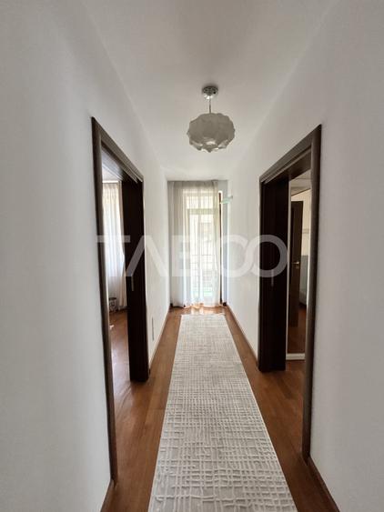 Apartament cu 3 camere semidecomandat, mobilat în Europa