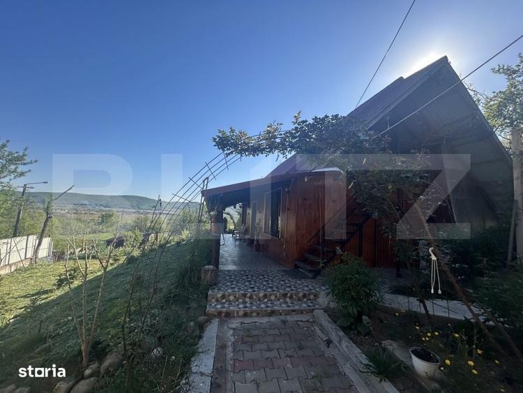 Casă cu 3 camere cu Teren 1400 Mp în Jichișu de Jos