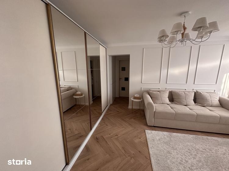 Apartament cu 3 camere decomandat în Săsar