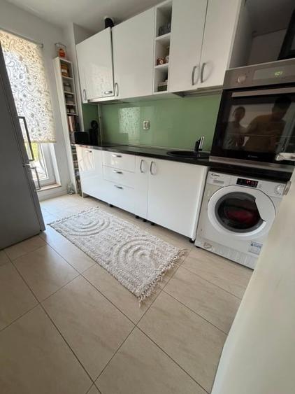 Apartament cu 2 camere semidecomandat, mobilat în Ștefăneștii de Jos