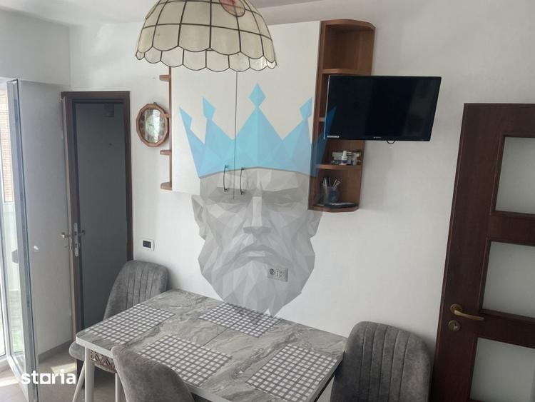 Apartament cu 3 camere în Aviatorilor