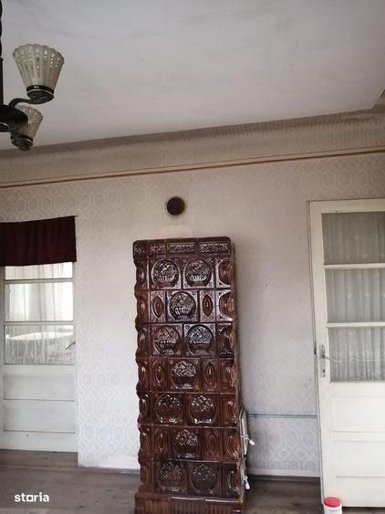 Casă cu 3 camere cu Teren 449 Mp în Teiu
