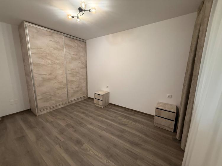 Apartament cu 2 camere decomandat în Miroslava