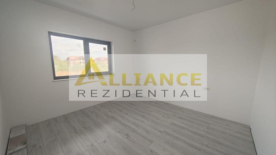Casă individuală cu 4 camere cu Canalizare în Berceni