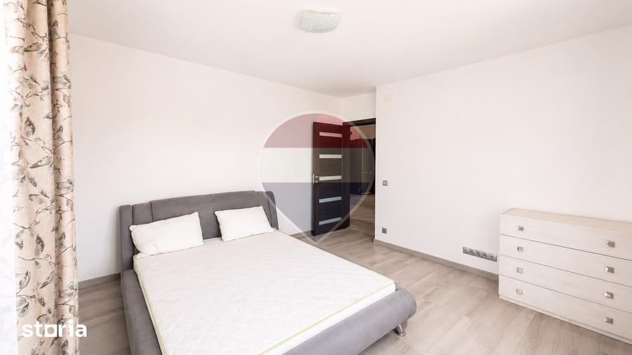 Apartament cu 3 camere semidecomandat în Bulgaria