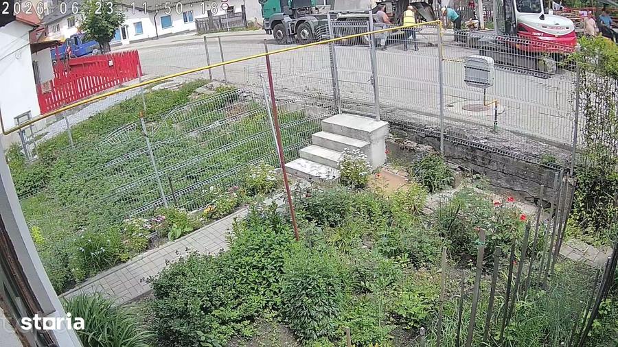 Casă cu 2 camere cu Teren 180 Mp în Central