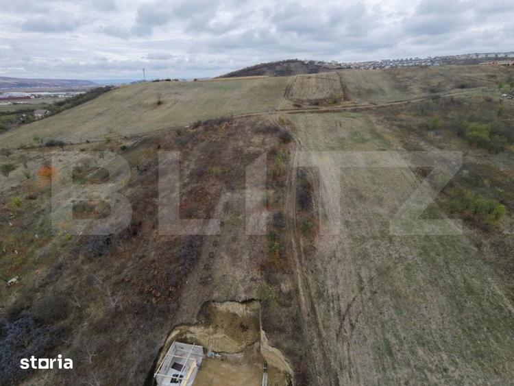 Teren de 900 mp, în Apahida