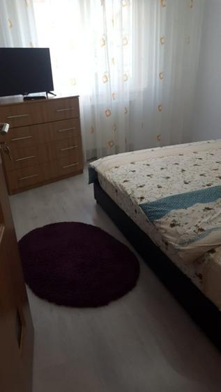 Apartament cu 3 camere decomandat în Județean