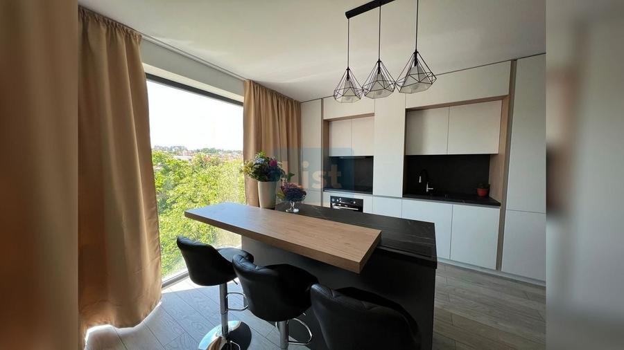 Apartament cu 2 camere semidecomandat, mobilat în Gheorgheni