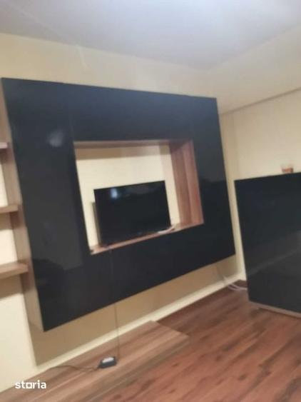 Apartament cu 2 camere decomandat în Berceni