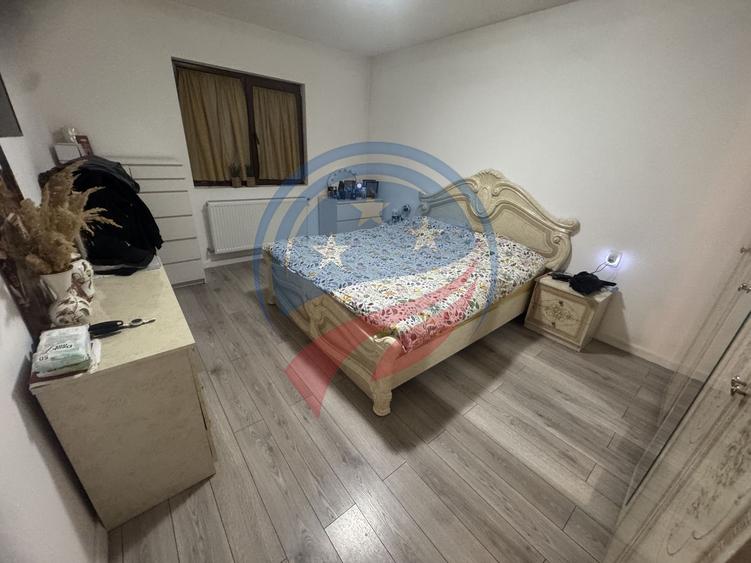 Casă individuală cu 3 camere cu Canalizare în Exterior Sud