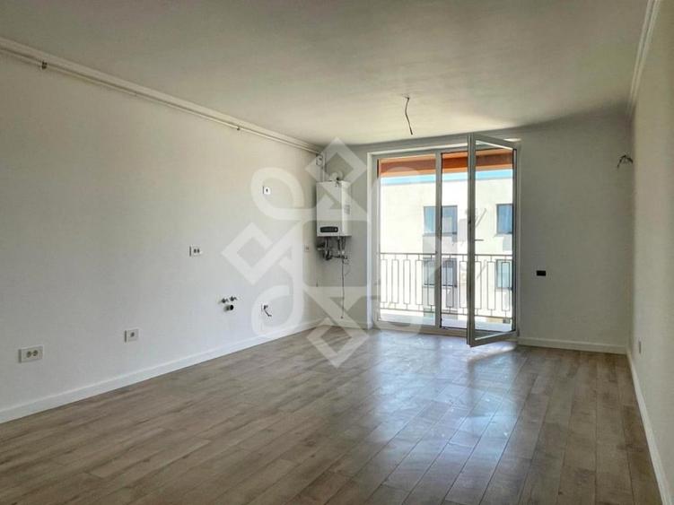 Apartament cu 2 camere semidecomandat în Oncea