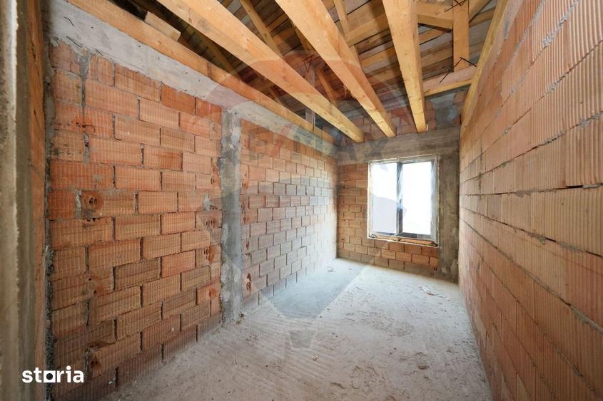 Casă cu 3 camere cu Teren 250 Mp în Bod