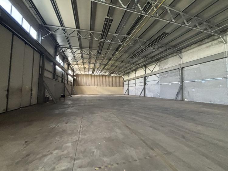 Spațiu industrial, de 1,600 mp, în Ghiroda