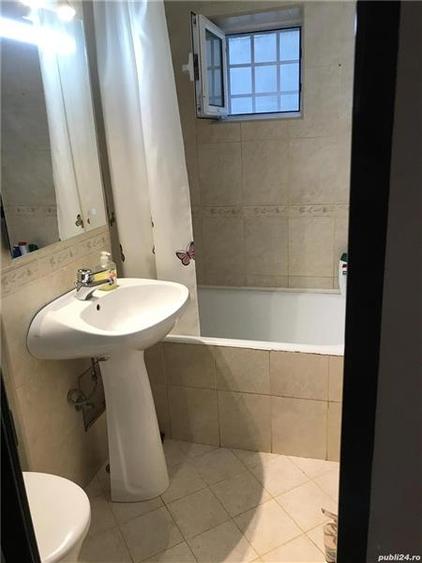 Apartament cu 3 camere decomandat în Aradului