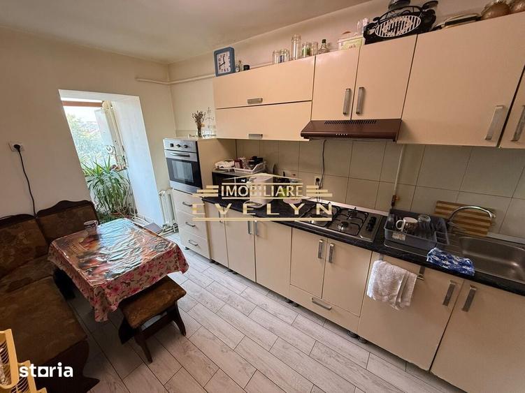 Apartament cu 3 camere decomandat în Central