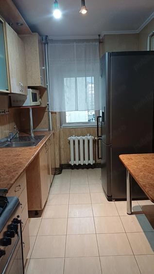 Apartament cu 3 camere decomandat în Dacia