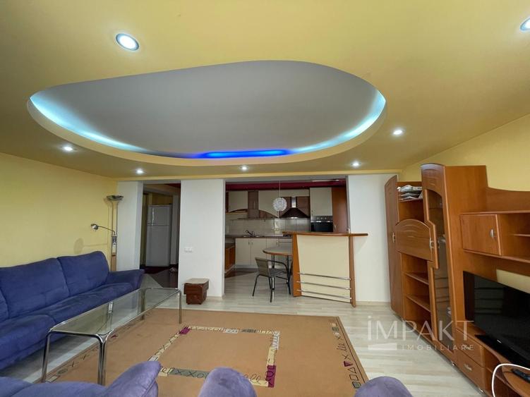 Apartament cu 3 camere semidecomandat, mobilat în Plopilor