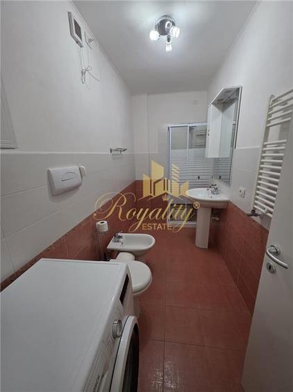 Apartament cu 3 camere decomandat, mobilat în Gheorghe Lazăr