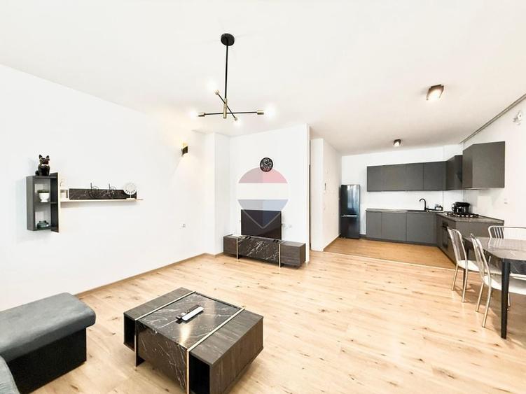 Apartament cu 2 camere semidecomandat, mobilat în Floreasca