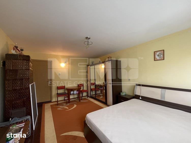 Casă cu 4 camere cu Teren 2350 Mp în Central