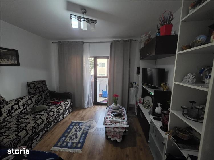 Garsonieră decomandată în Valea Lupului