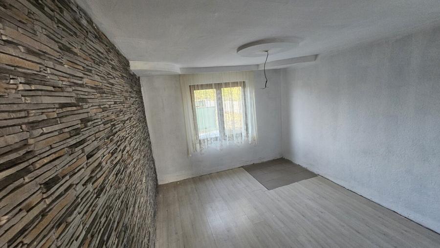 COLCEAG - casa 63 mp , teren 154 mp la 27900 euro - 5